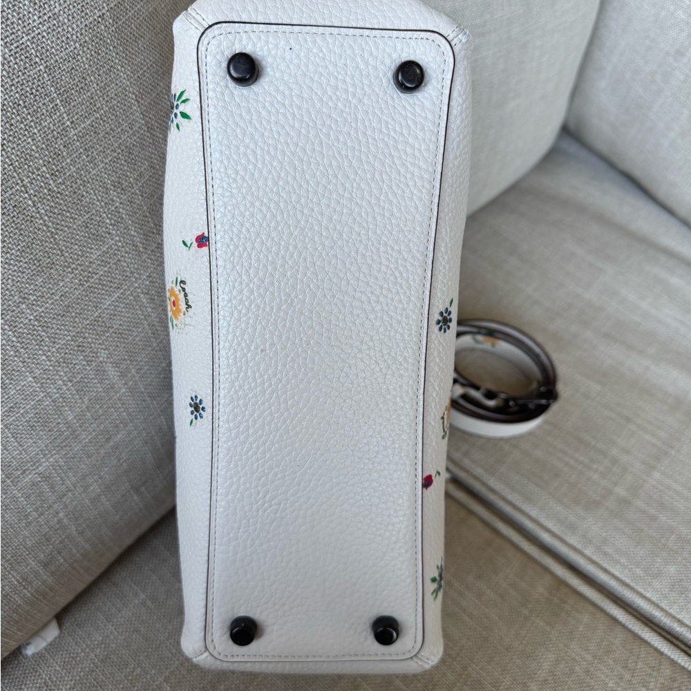 Coach Shay Crossbody Bag With Wildflower Print pebbled leather - Picture 9 of 17